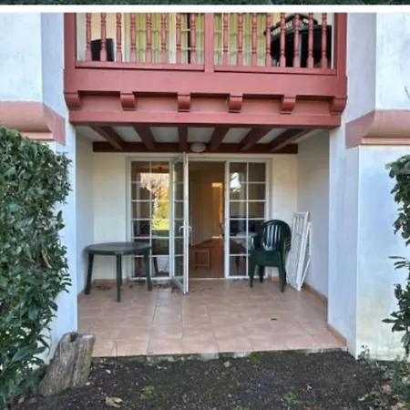 1-5 Personnes Appartement *