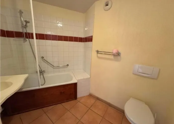 1-5 Personnes Saint-Jean-Pied-de-Port