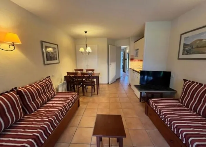 1-5 Personnes Appartement